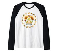 Summer Sunflower Gnomes with Ladybugs For Spring & Gardener Camiseta Manga Raglan