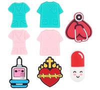 SUNNYCLUE 1 caja de 30 cuentas de Silicona de 8 estilos para Médicos, Cuentas Focales de Goma Suave para Enfermeras, Estetoscopios, Pastillas con Forma de Corazón Rojo, Espaciadores Sueltos para Hacer