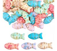 SUNNYCLUE 1 caja de 50 cuentas Turquesa Sintéticas En Forma de Pez de 5 colores, Cuentas Pintadas de Animales Marinos Del Océano, Piedras Preciosas Sueltas, Espaciadores para Hacer Joyas, Pulseras, Pe