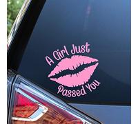 Sunset Graphics & Decals Calcomanía de vinilo para coche, con texto en inglés "A Girl Just Passed You", color rosa claro, 5.5 pulgadas, SGD000162