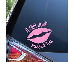 Sunset Graphics & Decals Calcomanía de vinilo para coche, con texto en inglés "A Girl Just Passed You", color rosa claro, 5.5 pulgadas, SGD000162