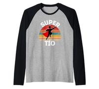Super Tío Español Tío Divertido Héroe con Capa Camiseta Manga Raglan