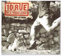 sur Les Murs [Import]