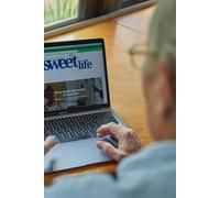 SweetLife Tracker NoteBook: Your Daily Companion for Managing Diabetes with Confidence