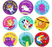 Sweetzer & Orange Pegatinas de recompensa para profesores. 1008 pegatinas para niños en 9 diseños. Pegatinas escolares de 1 pulgada en hojas. Suministros para profesores para el aula