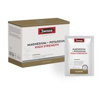 SWISSE Magnesio y Potasio Fuerte - Suplemento de Magnesio y Potasio en Polvo Mujer y Hombre con Vitamina C, Complemento con Vitaminas para el Cansancio y Sales Minerales, 24 Sobres Limón Made in Italy