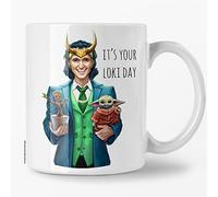 Switzer Kreations Taza It's Your Loki Day, Loki Babysitting Groot and BabyYoda, Loki God Of Mischief Mug, Loki Lover Gift, Loki Mug, 325.2 g 425.2 g White (311.8 g)