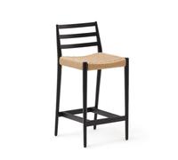 Taburete Analy con respaldo de roble macizo acabado negro y asiento de cuerda de 7 cm.