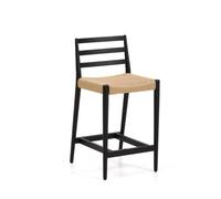 Taburete Analy con respaldo de roble macizo con acabado negro y asiento de cuerda 100% certificada FSC de 65 cm.