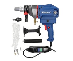 Taladro de núcleo DEDRA Diámetro máx. 130 mm Espesor 1700 W Peso 4 8 kg 0-1990 RPM Protección IP20 Mango suave Velocidad ajustable continuamente Interruptor PRCD Fijación corona 1 ¼ pulgada