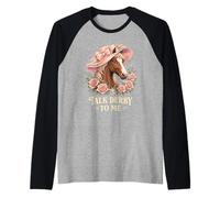 Talk Derby To Me Funny Derby Horse with Hat, Roses & Charm Camiseta Manga Raglan