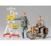 TAMIYA 1:35 Set De Diorama De Motocicleta Con Señalización (2) / 300035241