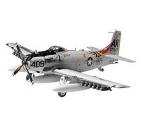 Tamiya 1/48 A1H Skyraider USN, TAM61058 (Importación USA)