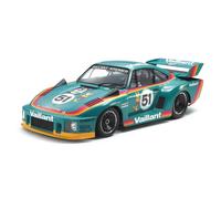 Tamiya 20071 Porsche 935 Vaillant 1:20 Car Model Kit (Importación USA)