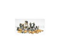 TAMIYA 32547 1/48 WWII German Tank Crew Field Maintenace Set
