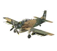 Tamiya 61073 - Maqueta del avión Douglas A-1J Skyrider USAF , color/modelo surtido