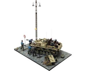 TANK DIORAMA TIGER I FIELD REPAIR AUSF. G MILITARY ANZIO 1944 /