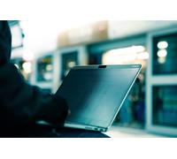 Targus Pantalla magnética privacidad 13,3 pulgadas MacBook Pro 2017 a 2022 y ...