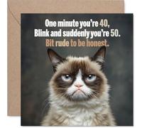 Tarjeta de 50 cumpleaños descarada - Blink and Suddenly You're 50 - Ilustración humorística de gato con una excavación juguetona en el envejecimiento - Perfecto para risas de hitos - cuadrado de 145