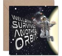 Tarjeta de cumpleaños descarada - Otro año alrededor del sol - Astronauta caminando por el espacio con un pulgar hacia arriba - Bromas de cumpleaños fuera de este mundo - cuadrado de 145 mm, sobre