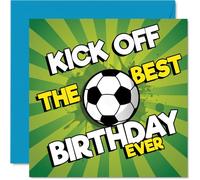 Tarjeta de cumpleaños divertida - Kick off the Celebrations - Diseño de fútbol audaz con texto enérgico - perfecta para el cumpleaños deportivo - cuadrado de 145 mm, sobre incluido