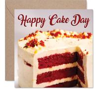 Tarjeta de cumpleaños juguetona - Let Them Eat Cake - Deliciosas capas rojas y amarillas con lazos de glaseado cremoso - Garantizado para despertar sonrisas de cumpleaños - Cuadrado de 145 mm, sobre