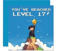 Tarjeta divertida de 17 cumpleaños - Level Up Laughs - Pixel Art Mountaintop Gamer Design con estrella de logros - Nostalgic Nod to Gaming Legends - Cuadrado de 145 mm, sobre incluido