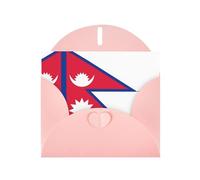 Tarjeta horizontal con diseño de bandera de Nepal con sobre rosa en forma de corazón y escribe varios saludos navideños