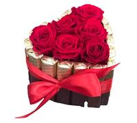 Tartas de chocolatinas Merci con flores y Ferrero. Perfectas como regalo de San Valentín, cumpleaños o Día de la Madre (Mini Ferrero con rosas)