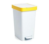 Tatay Cubo de Basura Smart 26x36x47 cm Apertura con Pedal Libre de BPA | Cubo Basura | Capacidad 25 L | Plástico Reciclado | Diseño Compacto | Apto Bolsas de 30L | Uso Interior y Exterior, Blanco