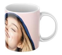 Taza Ariana Grande Eternal Merch para Fans Arianators - Regalo Original para Fans de la Música Pop - Cerámica 330 ml - Apta para Microondas y Lavavajillas (A.Grande Baby Doll)