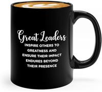 Taza de liderazgo más allá de su presencia, regalo corporativo de líder de equipo, taza de café novedosa, taza de té de cerámica con impresión de doble cara para mamá, papá, amigo, esposa, esposo, reg