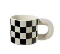Taza de regalo Taza de cerámica de tablero de ajedrez de tinta simple moderna taza de avena de mango engrosado adecuado para la oficina y el uso doméstico Taza de café de viaje con mango