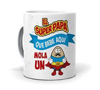 Taza Regalo Original Dia del Padre. El Super Papá Que Bebe aquí Mola un Huevo. Cerámica AAA - 350 ml.
