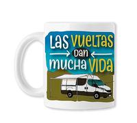 TAZAS CAMPER (BAOBAB REGALOS -Las Vueltas Dan Mucha Vida -Taza Campers, Especial Accesorios Camper Furgoneta - Taza Amigo Invisible - Aventureros Campervan. Cerámica blanca)