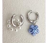 TEMU 1 Par de Clips Asimétricos de Acero Inoxidable para Orejas con Diseño Fácil de Flor Cerámica y Perla | Varios de Usar, Adornos Versátiles para a Día