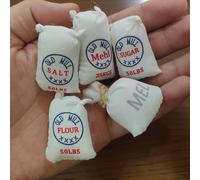 TEMU 5 piezas Miniatura de Cocina Bolsas de - Accesorios realistas de tela texturizada para casa de muñecas con vasos medidores, , sal, y etiquetas de huevos