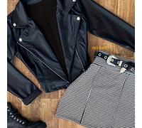 TEMU Conjunto de dos piezas que una chaqueta negra estructurada estilo motocicleta y un mini vestido a cuadros, no cinturón