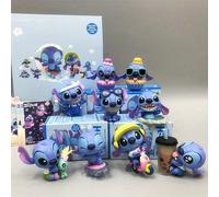 TEMU Figura Coleccionable de Disney Stitch Patinando sobre Hielo en - Colores Vibrantes, Dinámica, Acabado - Regalo para Fans, , Familiares, , , Regalos de Skateboard