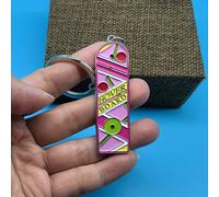 TEMU Llavero en el Hoverboard de de Películas de Ciencia Ficción, Anillo para Llaves de Coche, Colgante para Mochila, Decoración para Amantes del Cine, Regalo para Fans