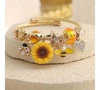 TEMU Un elegante brazalete abierto para mujeres, con un diseño y versátil, que evoca un de vacaciones pastorales, con técnicas de moda, perlas de y adornado con , abejas y .