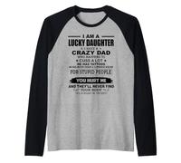 Tengo un papá Loco Que Pasa a maldecir Mucho Que Tiene Tatuajes Camiseta Manga Raglan