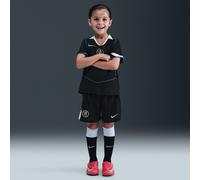 Tercera equipación Stadium Chelsea FC 2025/26 Equipación de tres piezas de fútbol Nike Dri-FIT Total 90 - Niño/a pequeño/a - Negro S