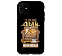 THE COUCH WAS CLEAN UNTIL FIVE MINUTES AGO Carcasa para iPhone 11