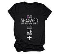 The Day Cancer Showed Up in My Life - Camiseta con cuello en V y texto "God Showed Up Bigger", Negro-1, S