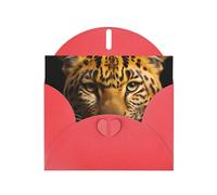 The Deep-Eyed Leopard - Tarjeta de día festivo horizontal con sobre rojo en forma de corazón y escribe varios saludos navideños