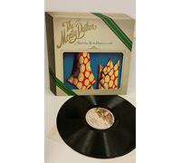 THE MONTY PYTHON - THE MONTY PYTHON matching tie and handkerchief, picture insert, CAS 1080