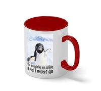 The Mountains Are Calling And I Must Go Funny Penguin Mug - Ironic Meme Coffee Cup - Sarcastic Hiker Gift Blanco Taza Aro y Mango Con Rojo Mug