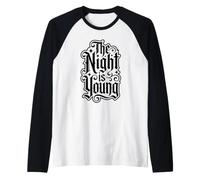 The Night is Young Gothic Spooky Halloween Diseño Camiseta Manga Raglan