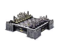 The Noble Collection Juego de Ajedrez Coleccionista Batman con Iluminación LED, 32 Figuras de Metal, Tablero 3D Gotham - Licencia Oficial DC Comics